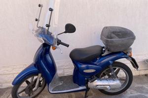 Aprilia Scarabeo