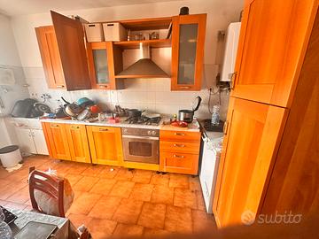 mobili della casa urgentemente