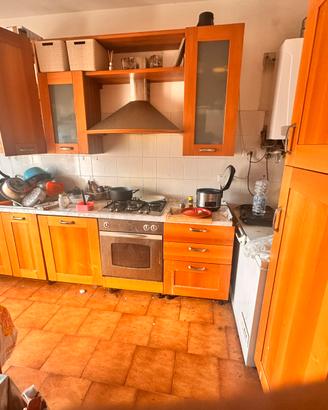 mobili della casa urgentemente