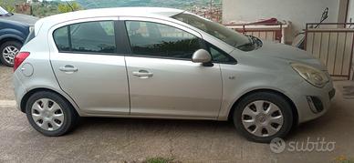 Opel Corsa D 85cv