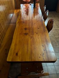 Tavolo in legno
