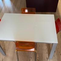Tavolo Calligaris allungabile con sedie