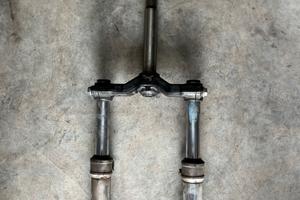 Forcelle con piantone aprilia sr 50