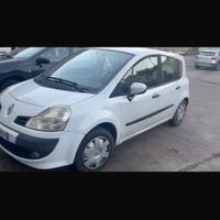 Renault Modus D. “ Neopatentati”