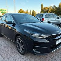 KIA XCEED 1.6 IBRIDA-DIESEL SI A NEOPATENTATI