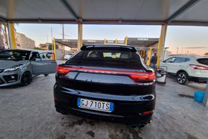 porsche cayenne 2022