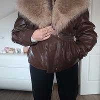 giubbotto moro in pelle e pelliccia removibile