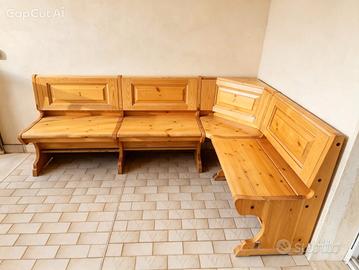 Panca in legno. 