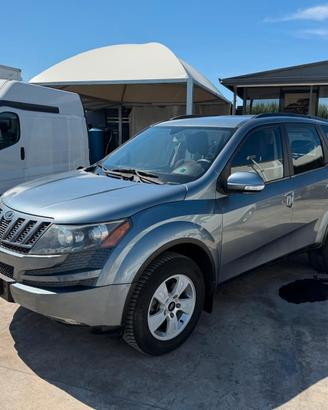 Mahindra XUV500 2.2 16V AWD W8