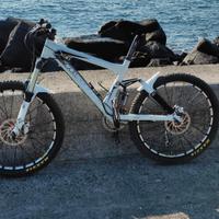 Bici MTB Scott Genius biammortizzata