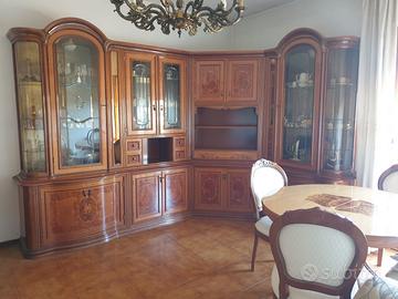 Sala angolare in stile classico
