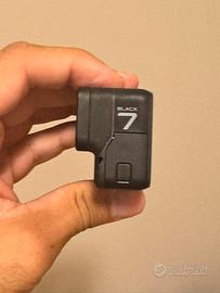 GoPro Hero 7 Black + Accessori – Ottime condizion