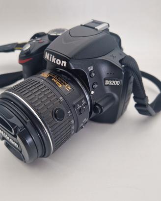 NIKON D3200 + 18-55