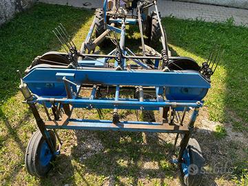 Ranghinatore Xotta 1,60 con falciatrice Bcs