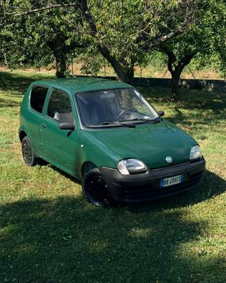 FIAT 600