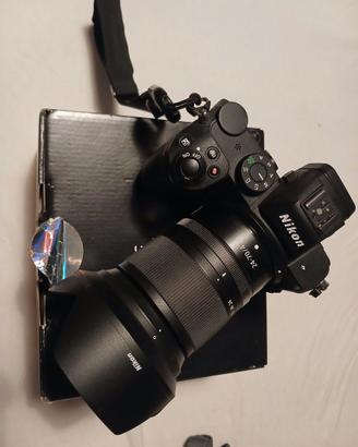 Nikon Z5 con Obiettivo
