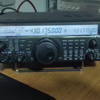 YAESU FT 847