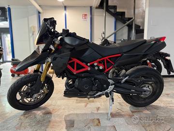 APRILIA DORSODURO 900 (MAXI-MOTARD) PARI AL NUOVO!