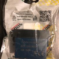 Presa 16 A compatibile vimar Arkè nuova