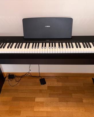 Piano YAMAHA P145
