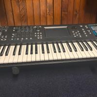 sintetizzatore modx 61