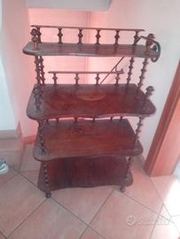 Etagere in legno