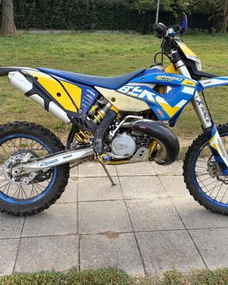 Husaberg TE 300 2T