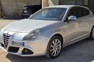 Alfa Romeo Giulietta 2.0 JTDm-2 Distinctive