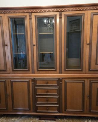 Mobile sala,tavolo e sedie