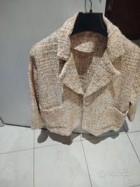 Giacca corta con tasche, fili colore oro