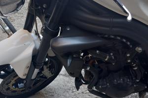 moto Triumph speed  triple 1050