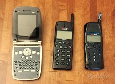 3 Cellulari Vintage NEC TIM 3 e accessori