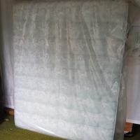 Materasso a molle con rete a doghe 