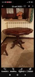 tavolinetto da salotto in radica noce.€65