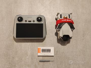 Drone DJI Mini 3 con RC a schermo integrato