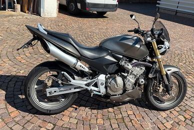 Hornet 600 del 2006