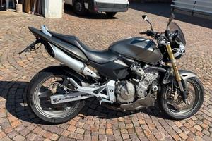 Hornet 600 del 2006