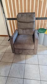 poltrona reclinabile
