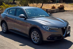 🇮🇹 Alfa Romeo Stelvio 2.2 At8 Q4 Business 190cv