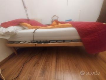 Letto elettrico una piazza e mezza con materasso