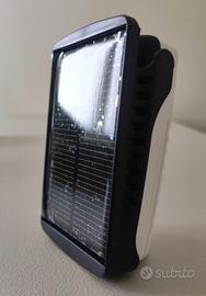 CARICABATTERIE SOLARE