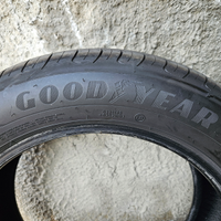 Goodyear efficientgrip performance