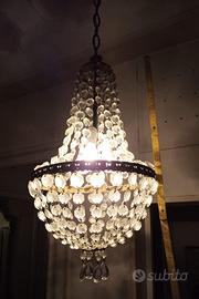 Lampadario con gocce cristalli a mongolfiera