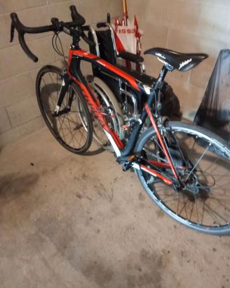 bici corsa Wilier GTR da competizione..