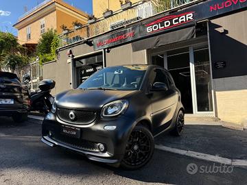 Smart ForTwo Allestimento BRABUS 71CV LED NAVI Pro