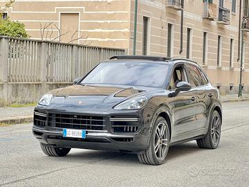 Porsche Cayenne 4.0 V8 Turbo