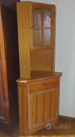 vetrinetta angolare in pino