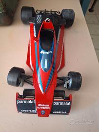 Modellino auto Burago Barbham Parmalat Alfa Romeo