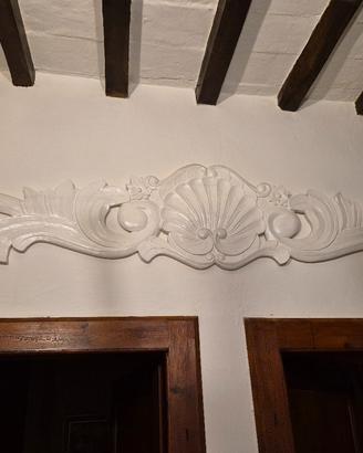 Fregio decorativo da parete legno intagliato