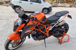 KTM 1290 Super Duke - 2015